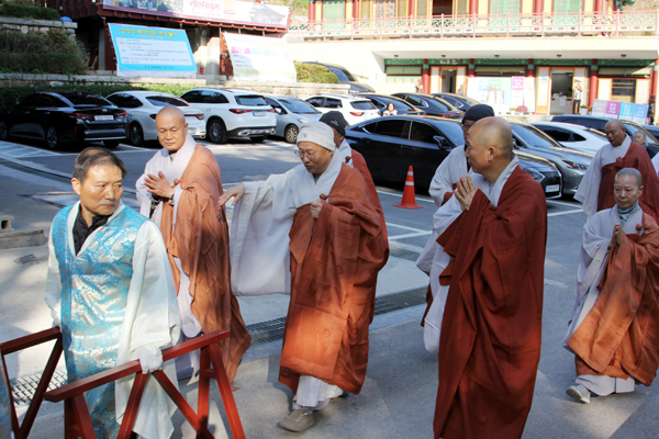 2791762692aeb92051e43271b6d7d4a0_1761811777_667.jpg 2791762692aeb92051e43271b6d7d4a0_1761811777_667.jpg