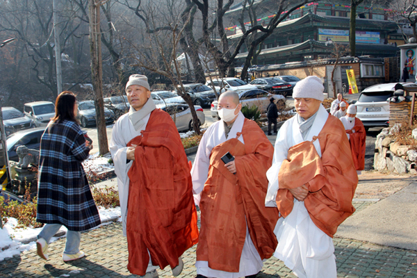 6176a0138d6aec9d3d337e9d8d645748_1765264970_517.jpg 6176a0138d6aec9d3d337e9d8d645748_1765264970_517.jpg